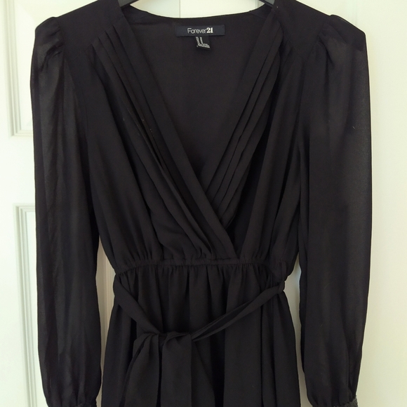 Sequined Cuff Surplice Black Dress - Picture 4 of 6